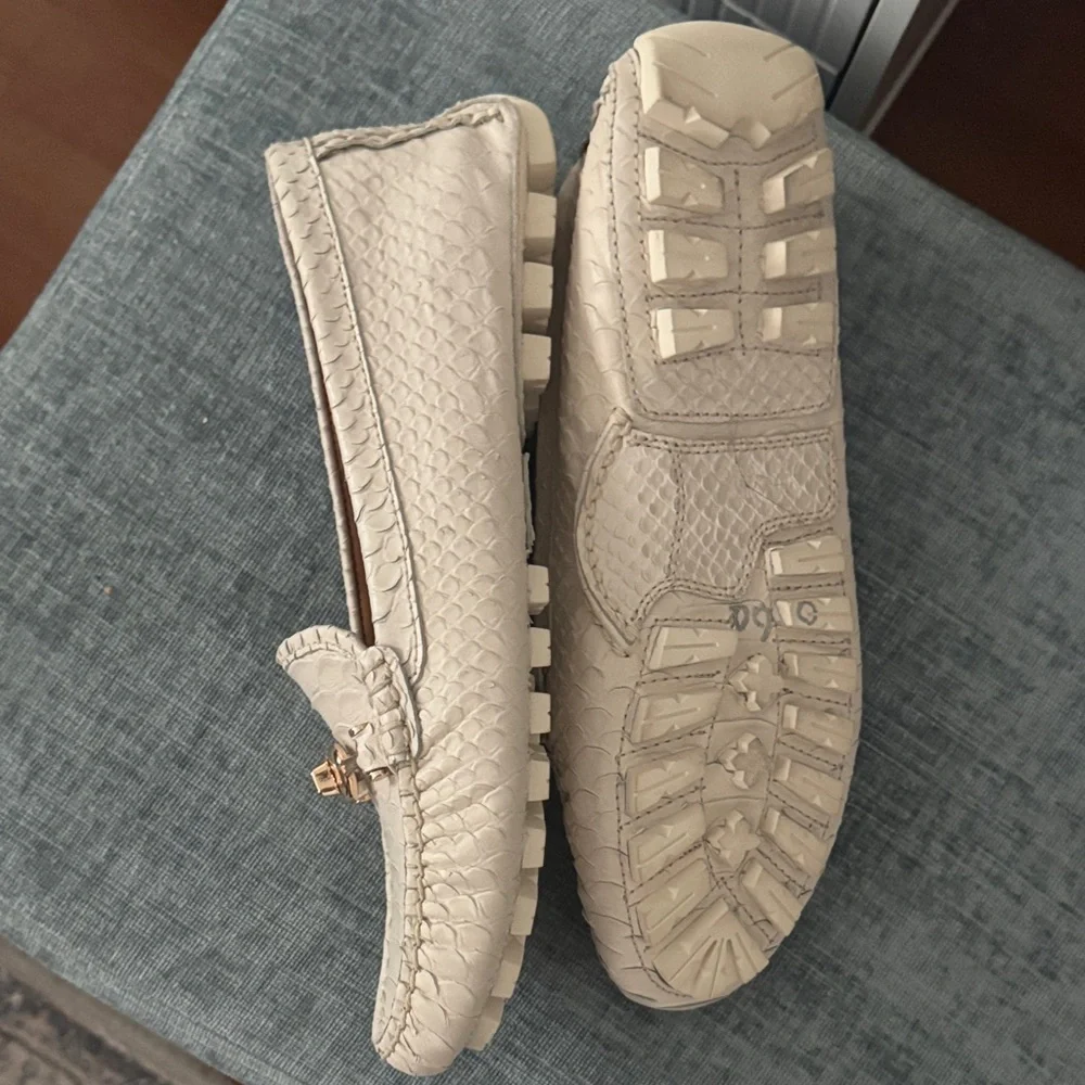 Coach Cream Leather Moccasin Loafers with Gold Accent Snake Skin - Picture 5 of 5